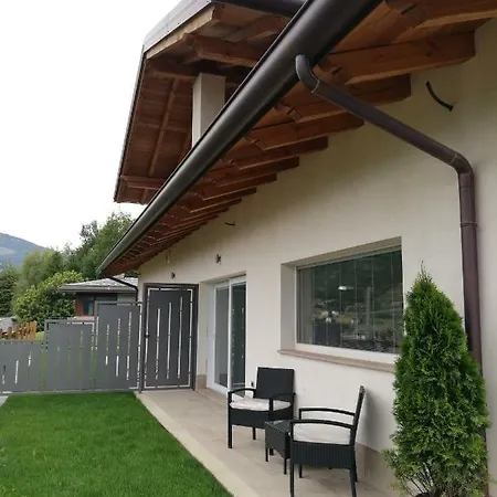 A&G Apartment Aosta - Elegante Casa 100 Mq Su Due Piani Con Wi-Fi-Giardino-Parcheggio Exterior foto