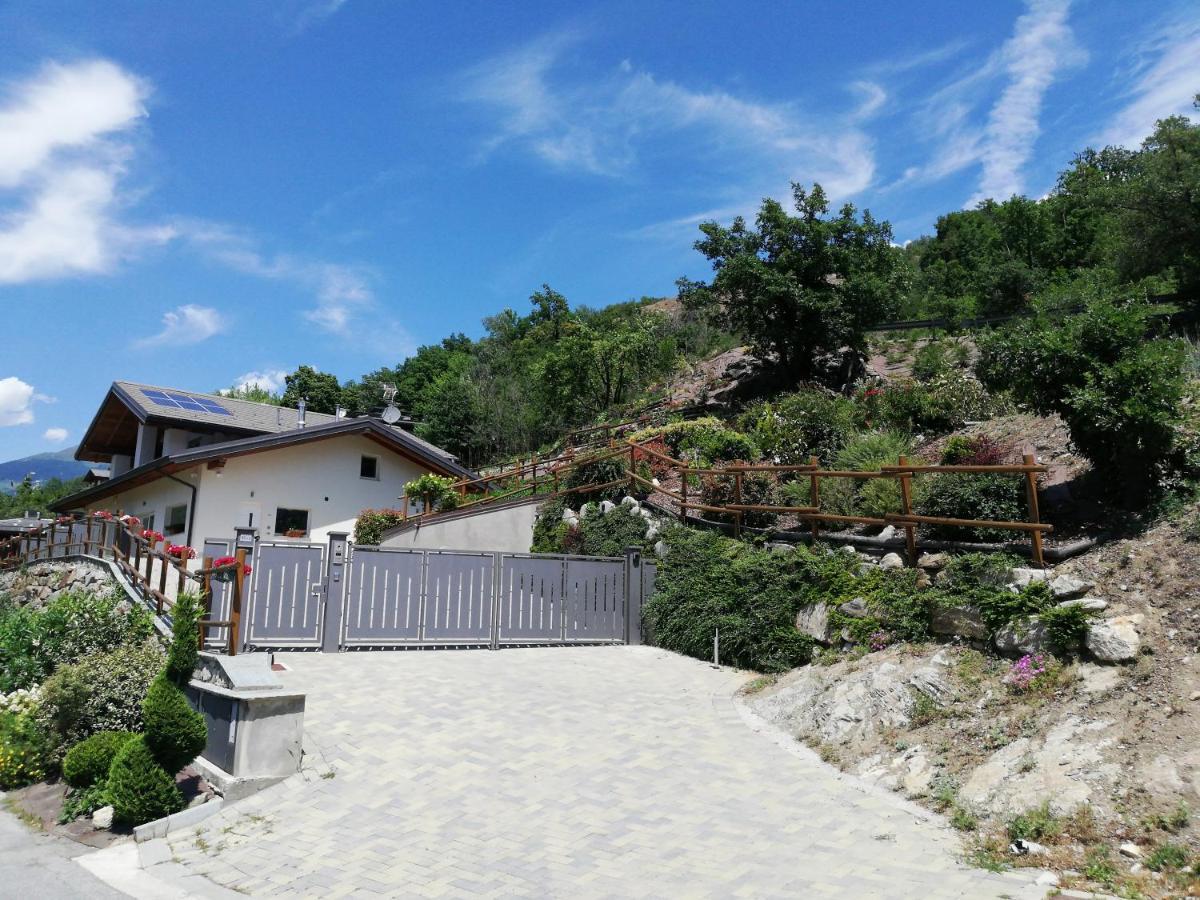 Ferienhaus A&g - Elegante Casa 100 Mq Su Due Piani Con Wi-fi-giardino-parcheggio